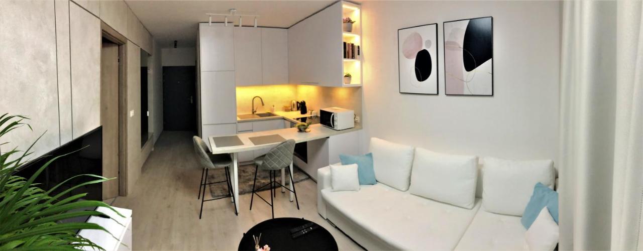 Top Urban Apartment - Free Parking, Green Energy, Modern Style Pressburg Exterior foto