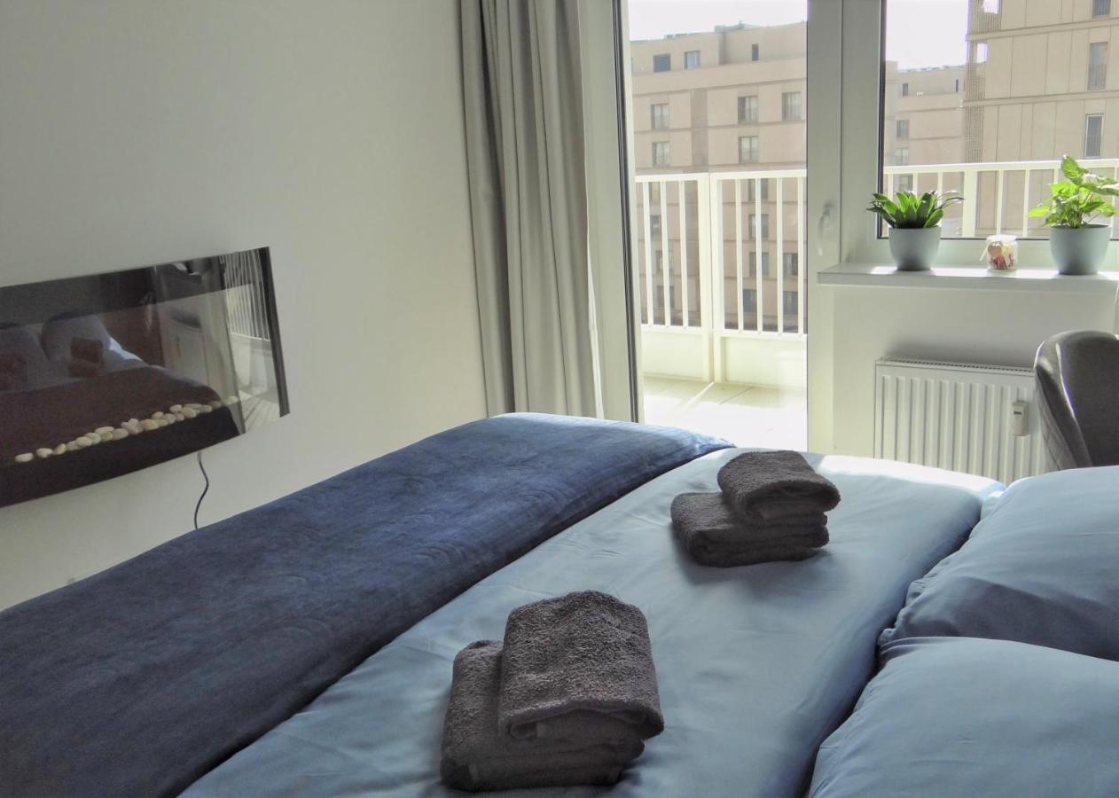 Top Urban Apartment - Free Parking, Green Energy, Modern Style Pressburg Exterior foto
